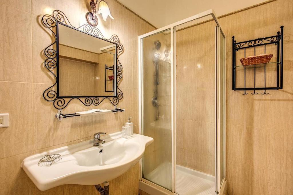 Guest house O Magenta Baylon B Rome