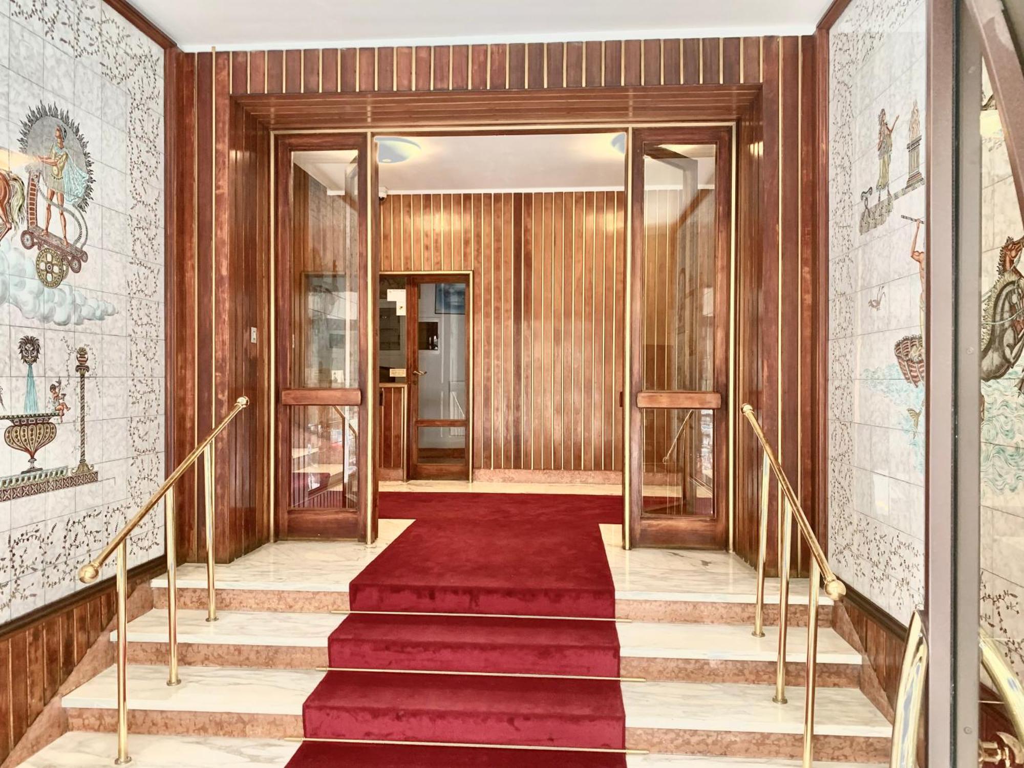 Apartment Your At Vatican's Doors