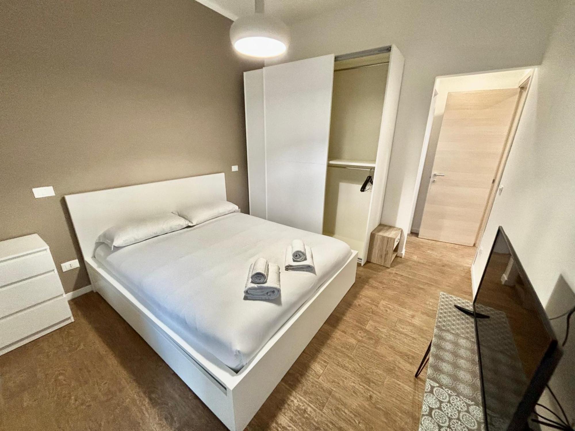 Apartment Your At Vatican's Doors *