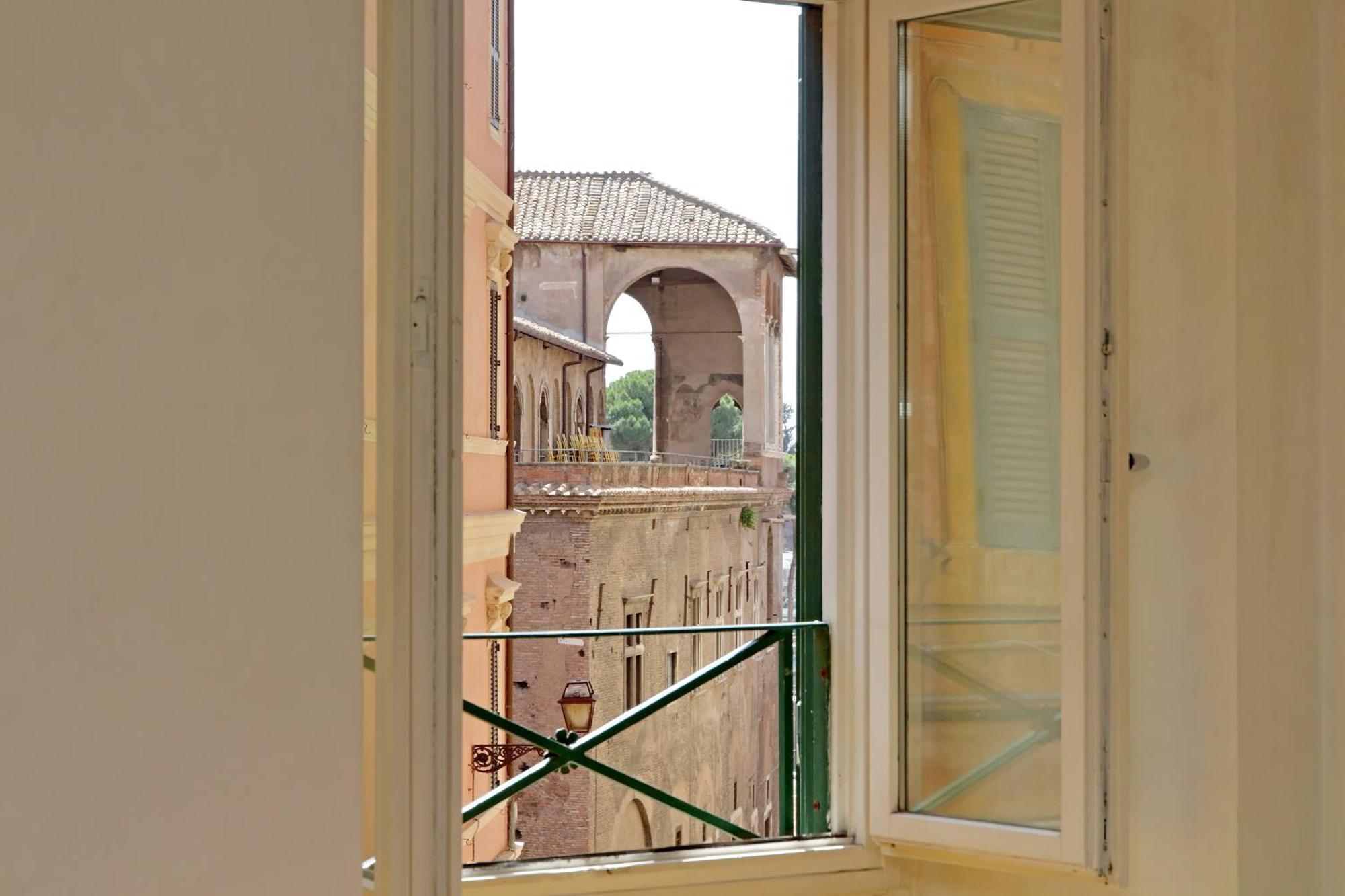 Two Steps From Colosseum, In The Imperial Forums Apartment Rome