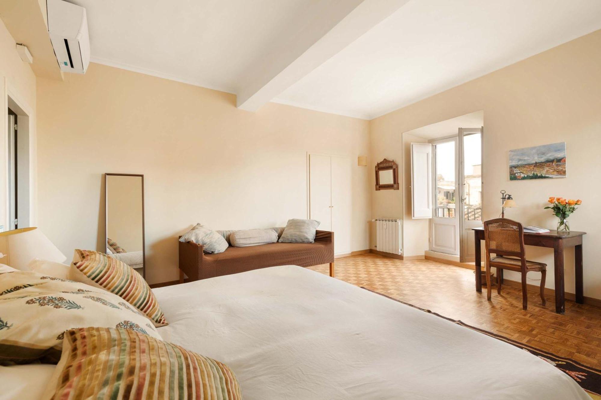 Navona Panoramic By Romeloft Apartment
