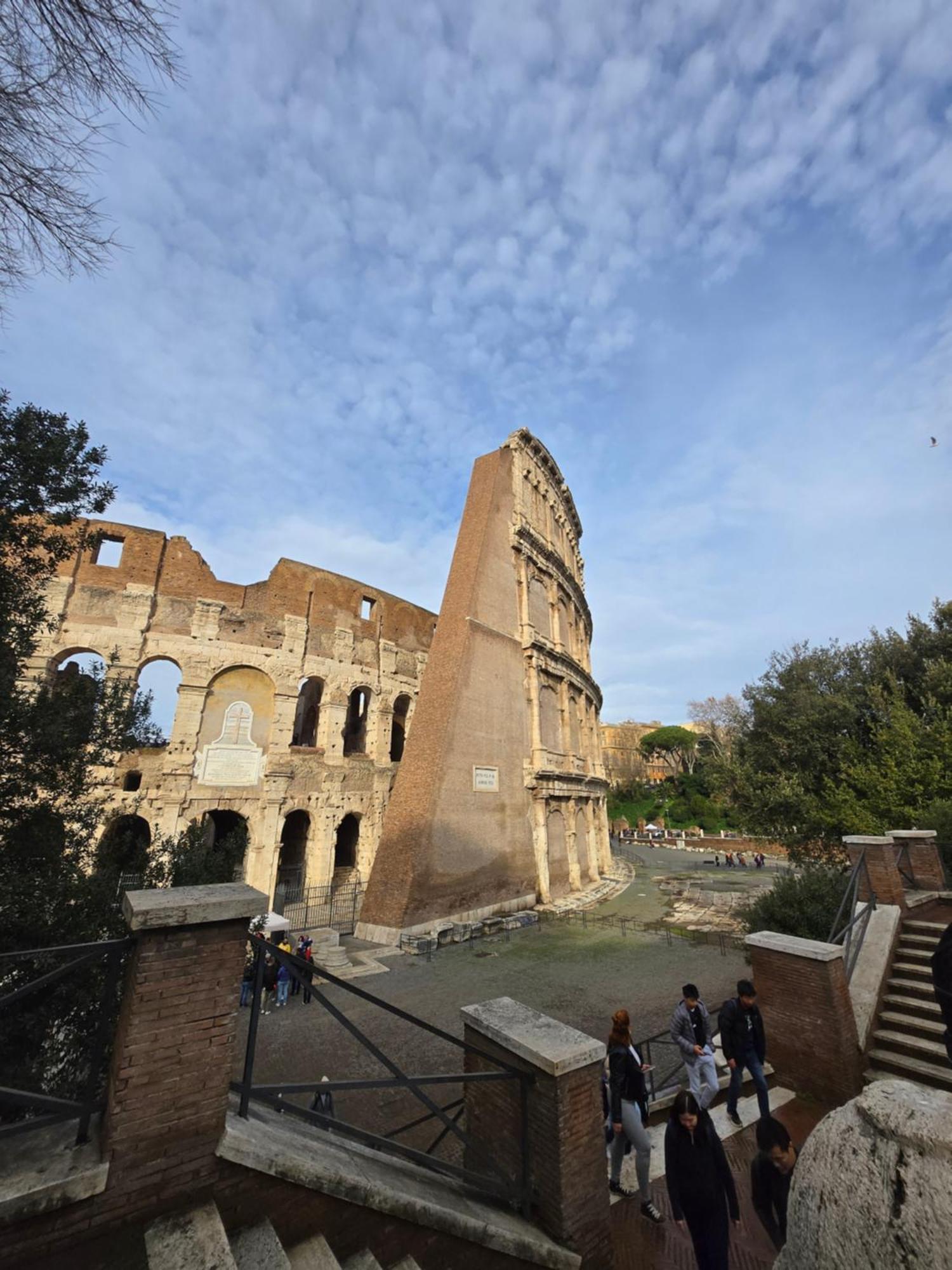 Casa Su Colosseo San Giovanni Apartamento Roma