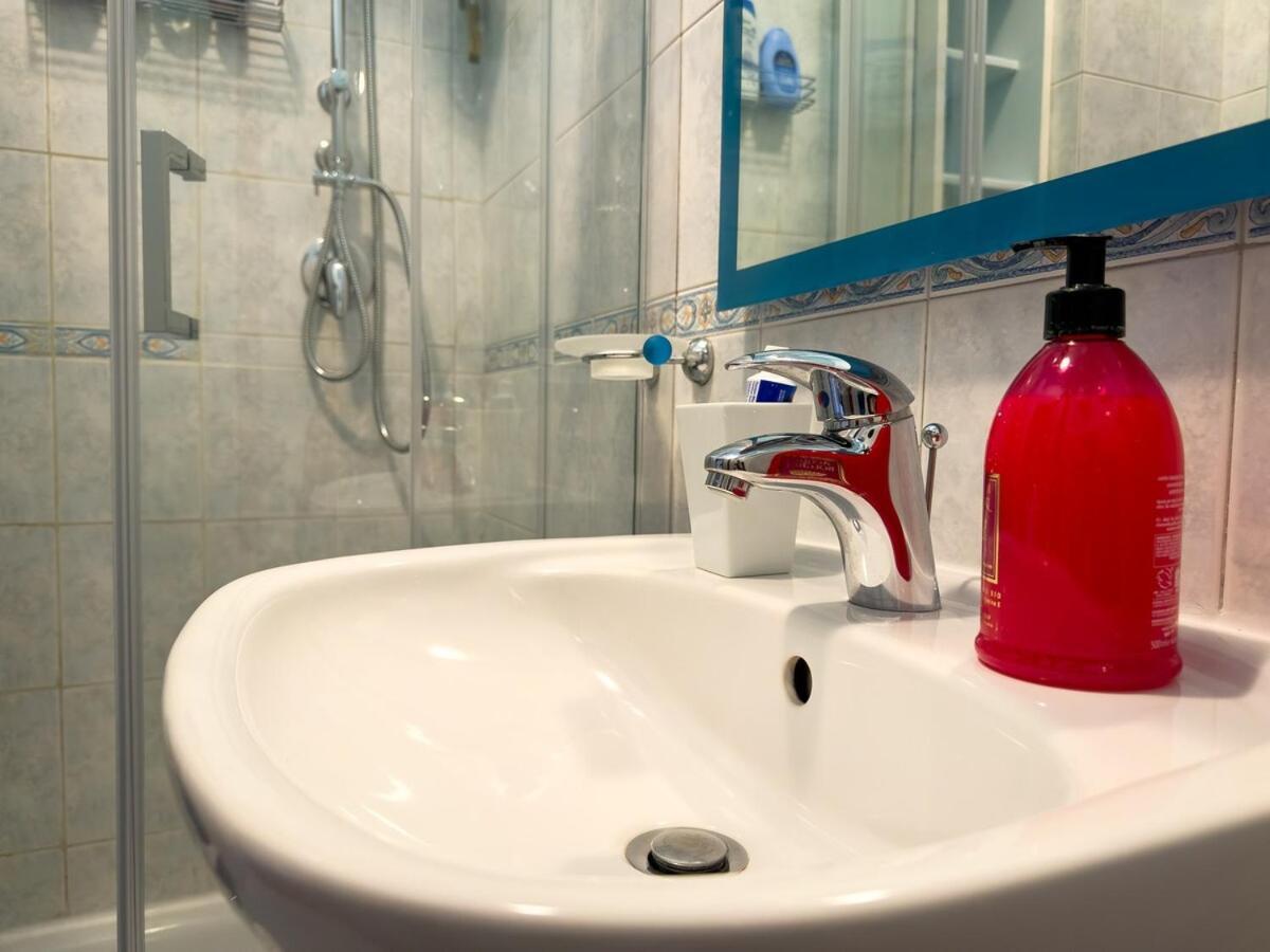 Elegant Studio, 20 Mins From Termini Station * Rome