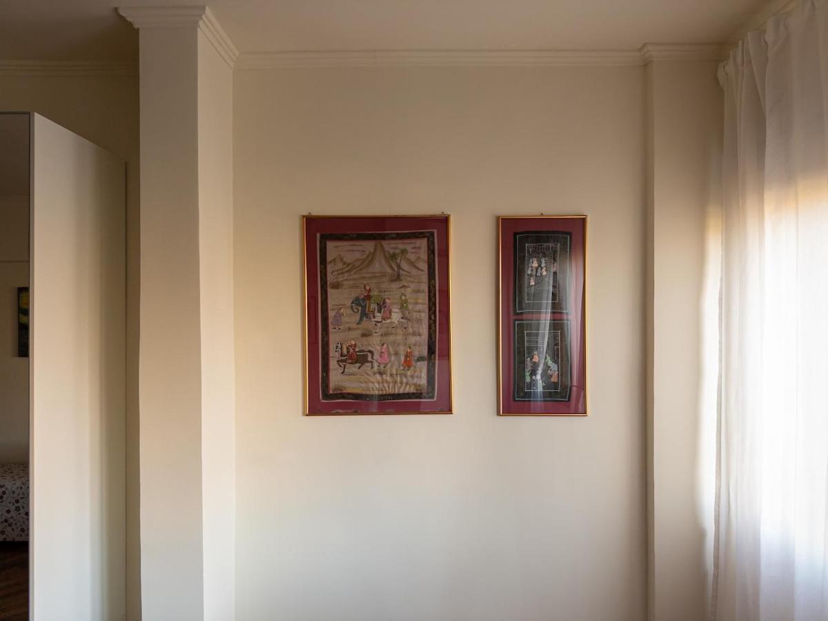 Elegant Studio, 20 Mins From Termini Station Apartment *