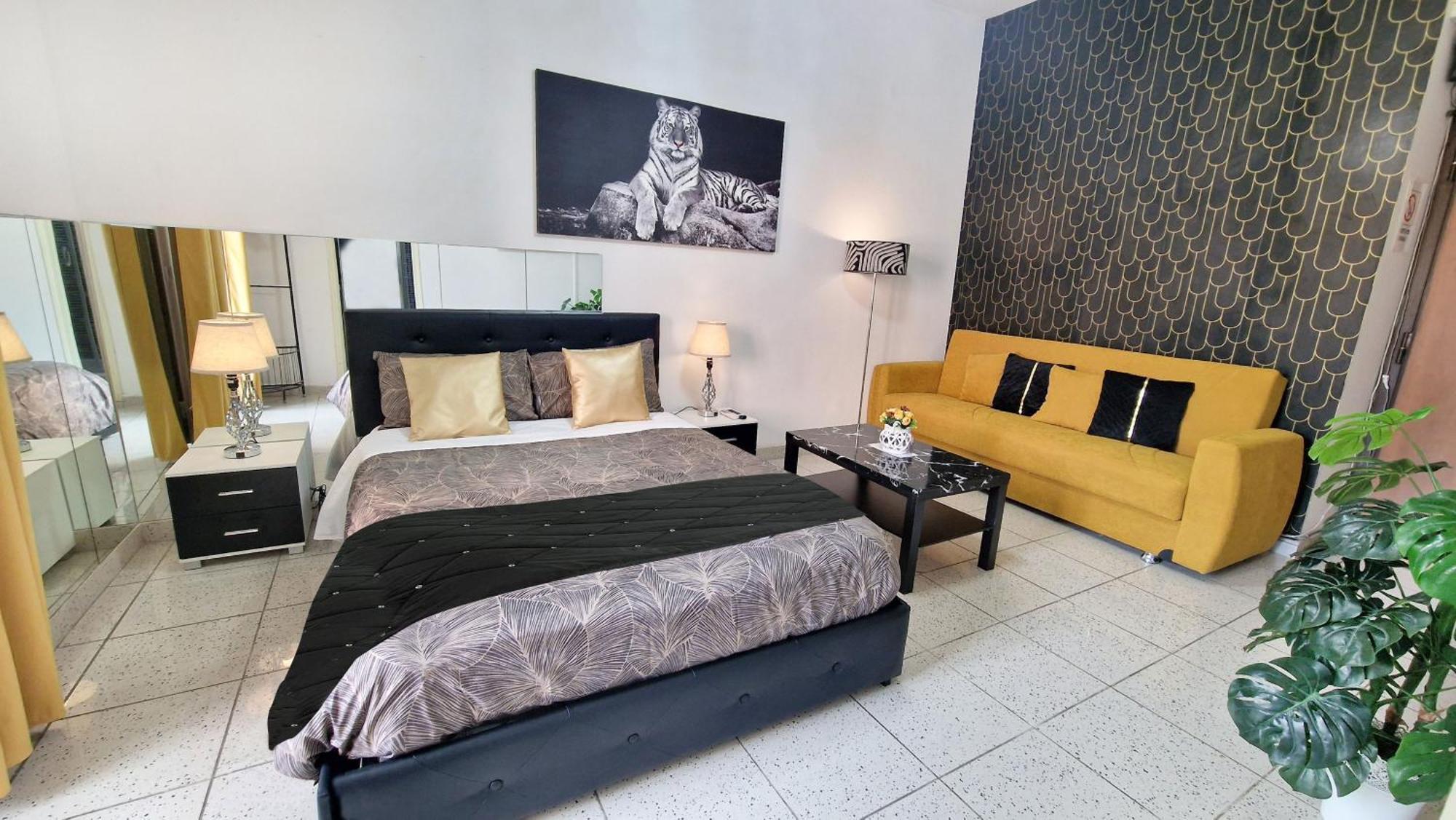 Filiberto Flats * Rome