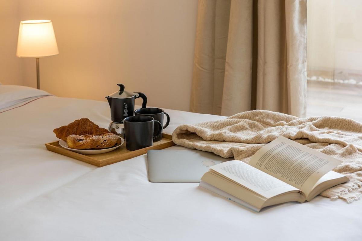 Apartment Urban Oasis With Balcony And Free Private Parking Rome