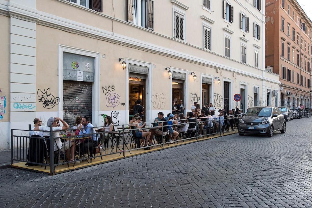 Urban Oasis With Balcony And Free Private Parking Apartment Rome