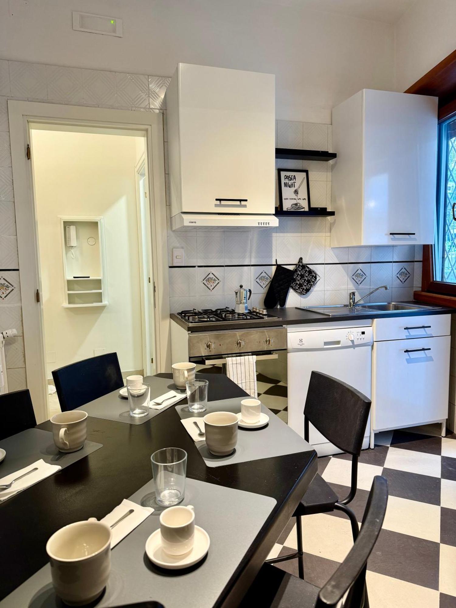 Sarhome Apartment Rome
