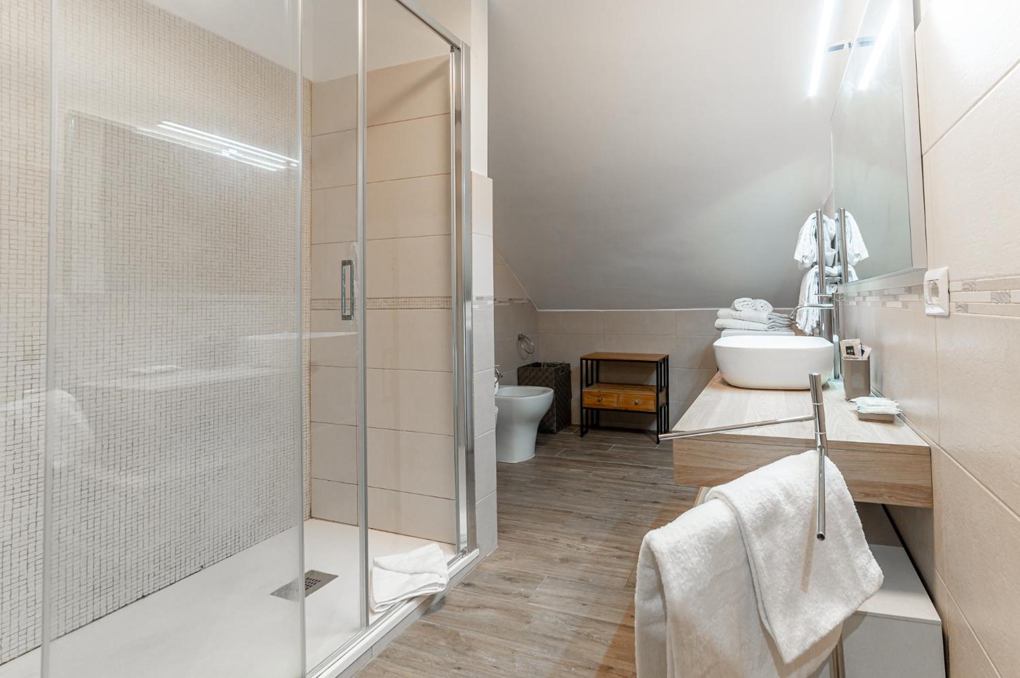Elegant Penthouse - Metro Conca D'oro & Terrace Rome