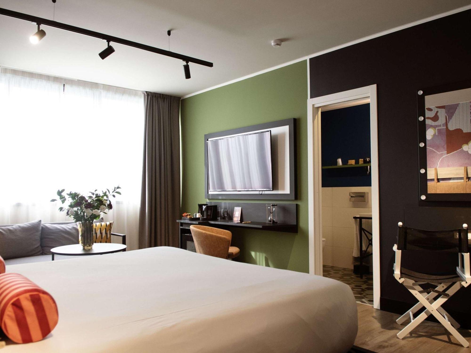 Hotel Mercure Cinecitta Rome