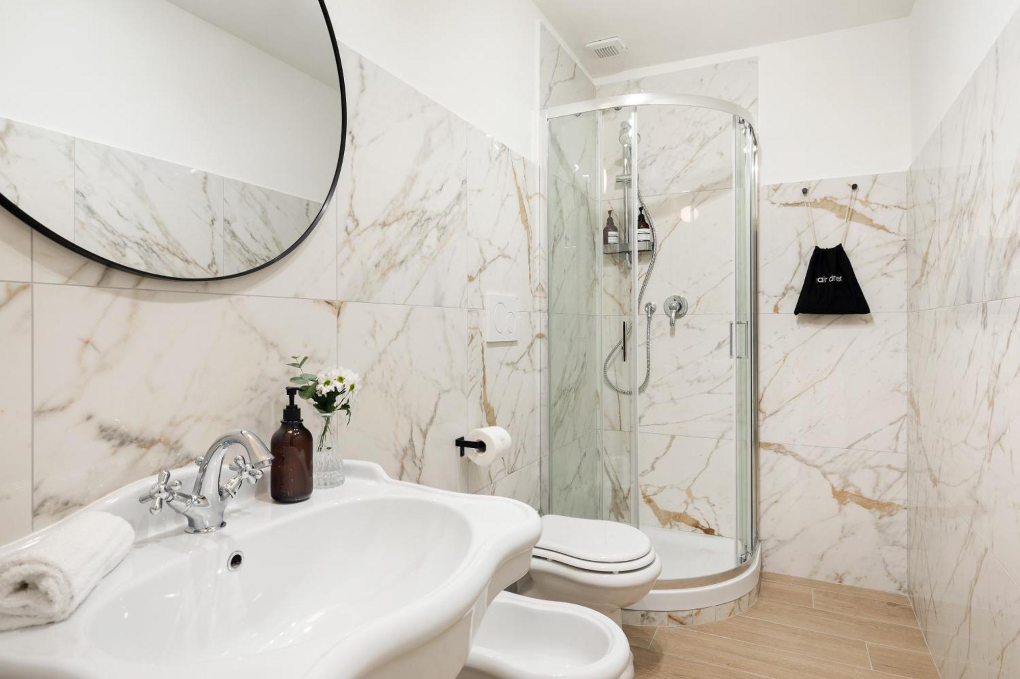 Leopardo Boutique In Trastevere Rome