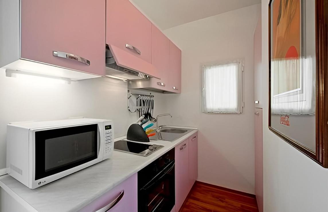 Catullo Vatican Apartment *