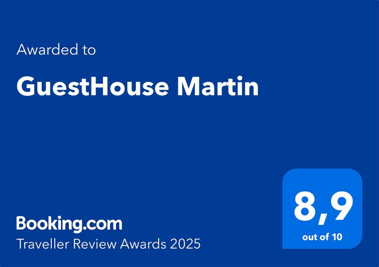 Martin 2*