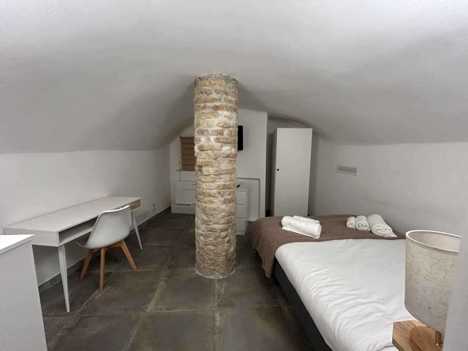 Campanella 27 By Ghor * Rome