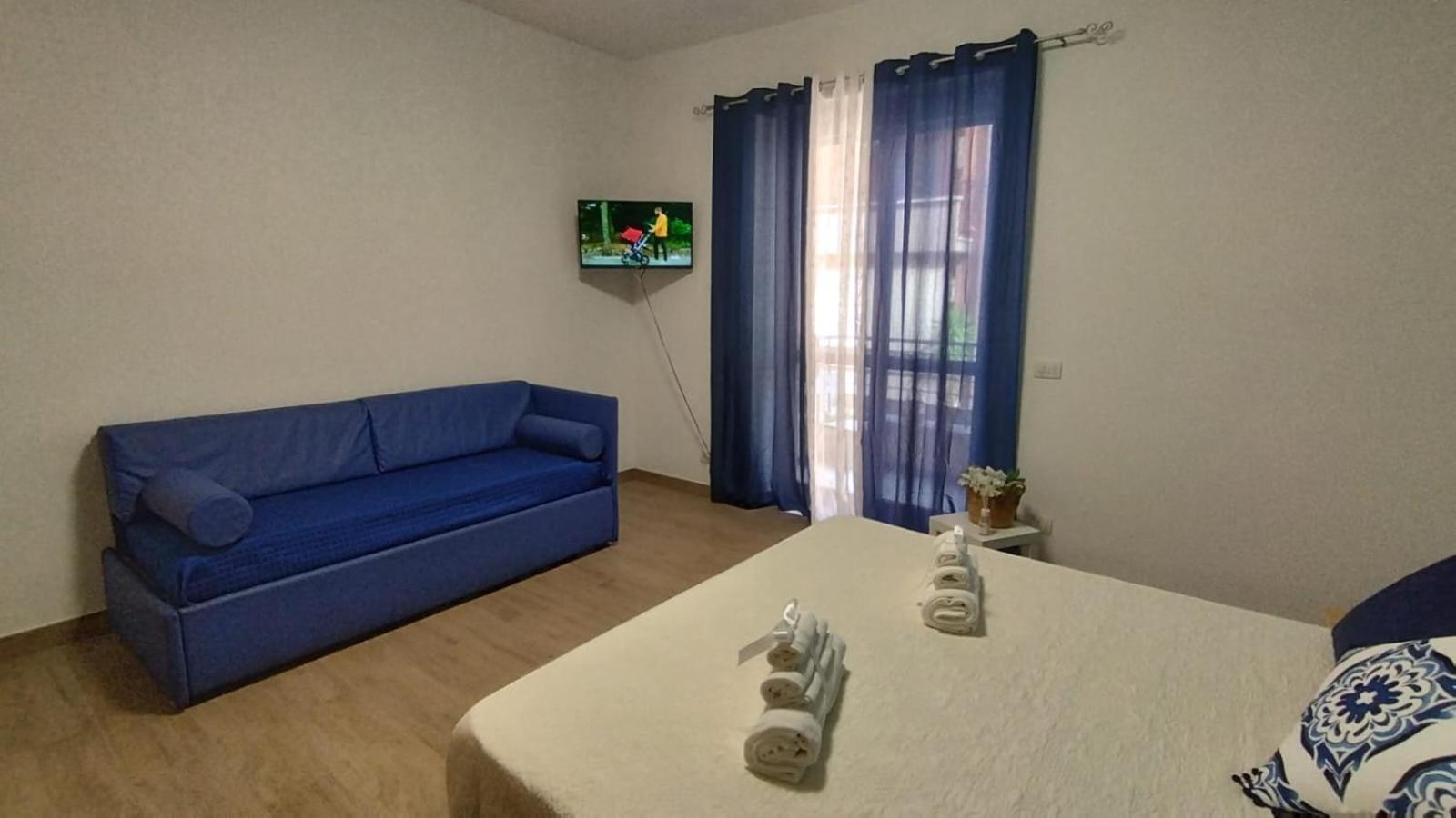 102 Dreamhouse Metropolitana B Libia Rome