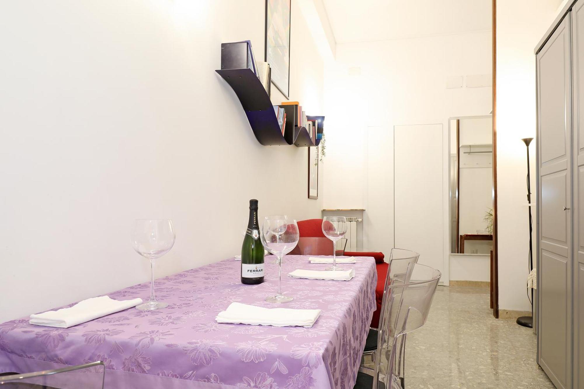 Piazza Navona Apartment Rome