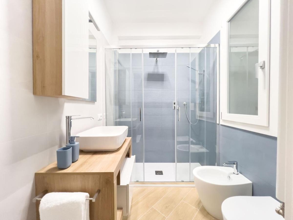 Luxury & Design Piramide Apartment Rome