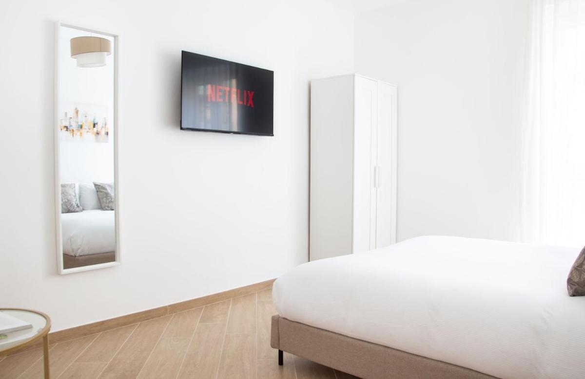 Apartment Luxury & Design Piramide Rome