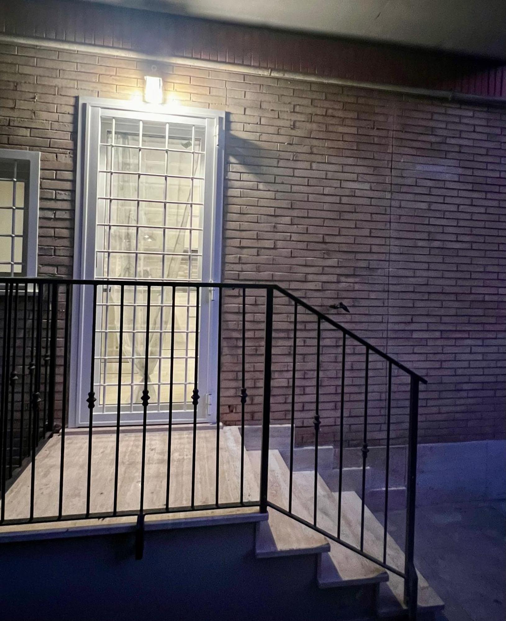 Appartement Elegant & Spacious 2br 2ba Unit With Private Patio *