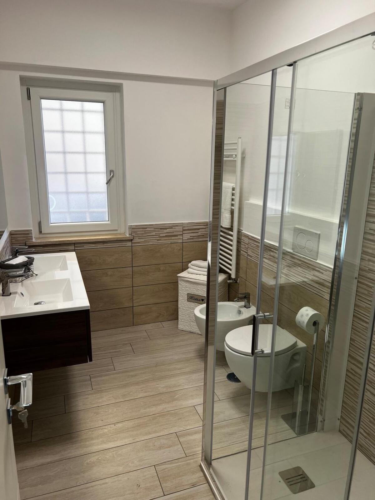 Appartement Elegant & Spacious 2br 2ba Unit With Private Patio