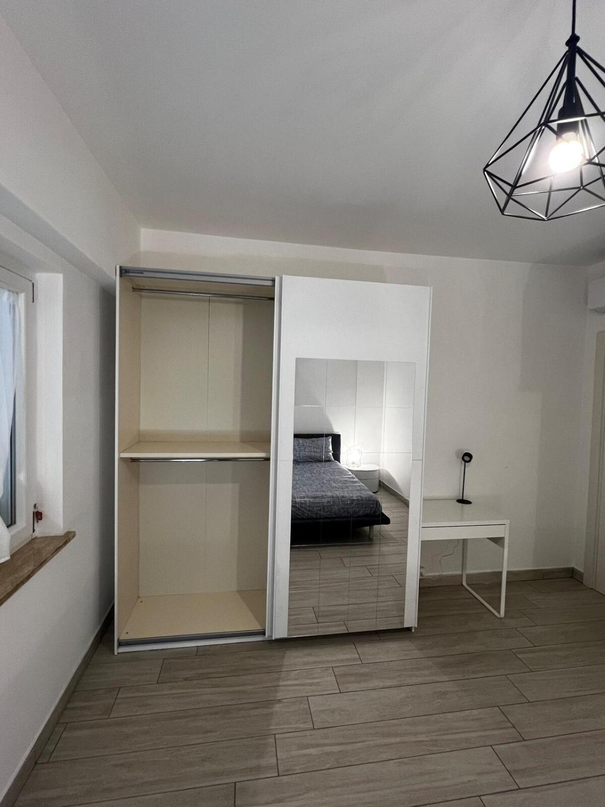 Elegant & Spacious 2br 2ba Unit With Private Patio Appartement *
