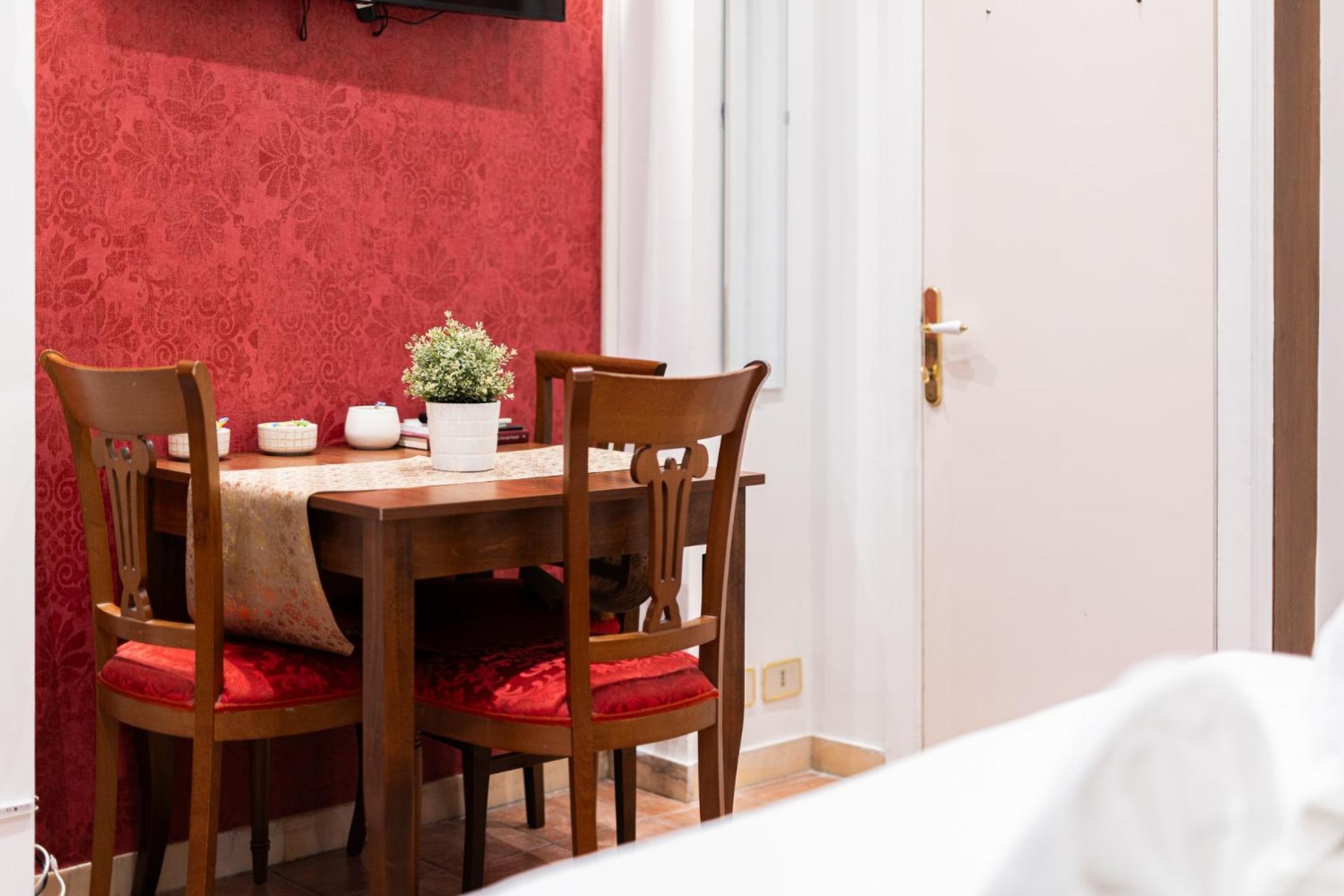 The Bishop's Loft Spagna Apartment *