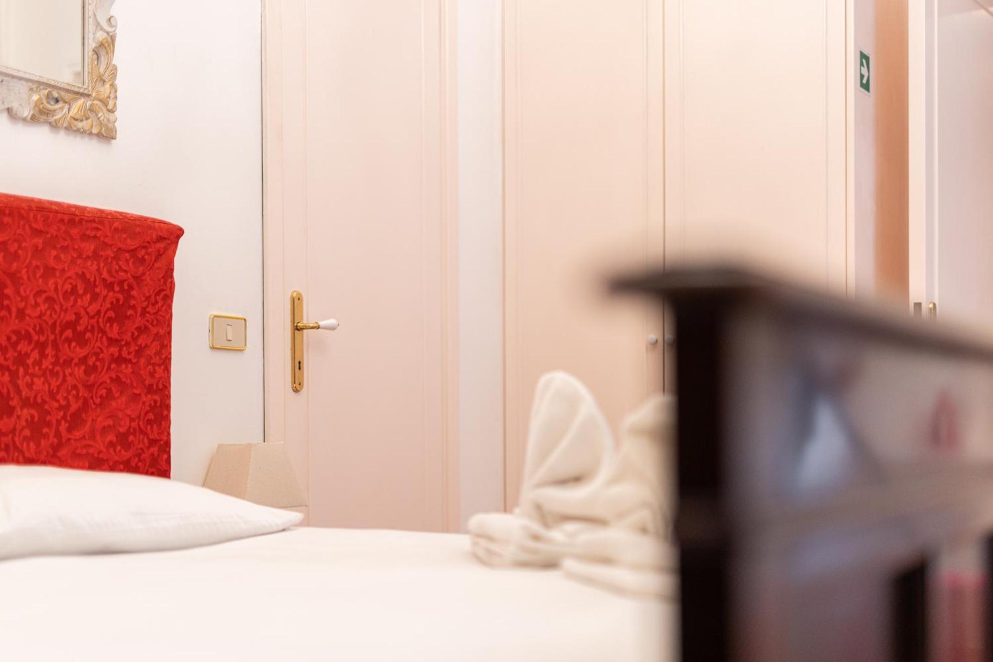 Apartment The Bishop's Loft Spagna Rome