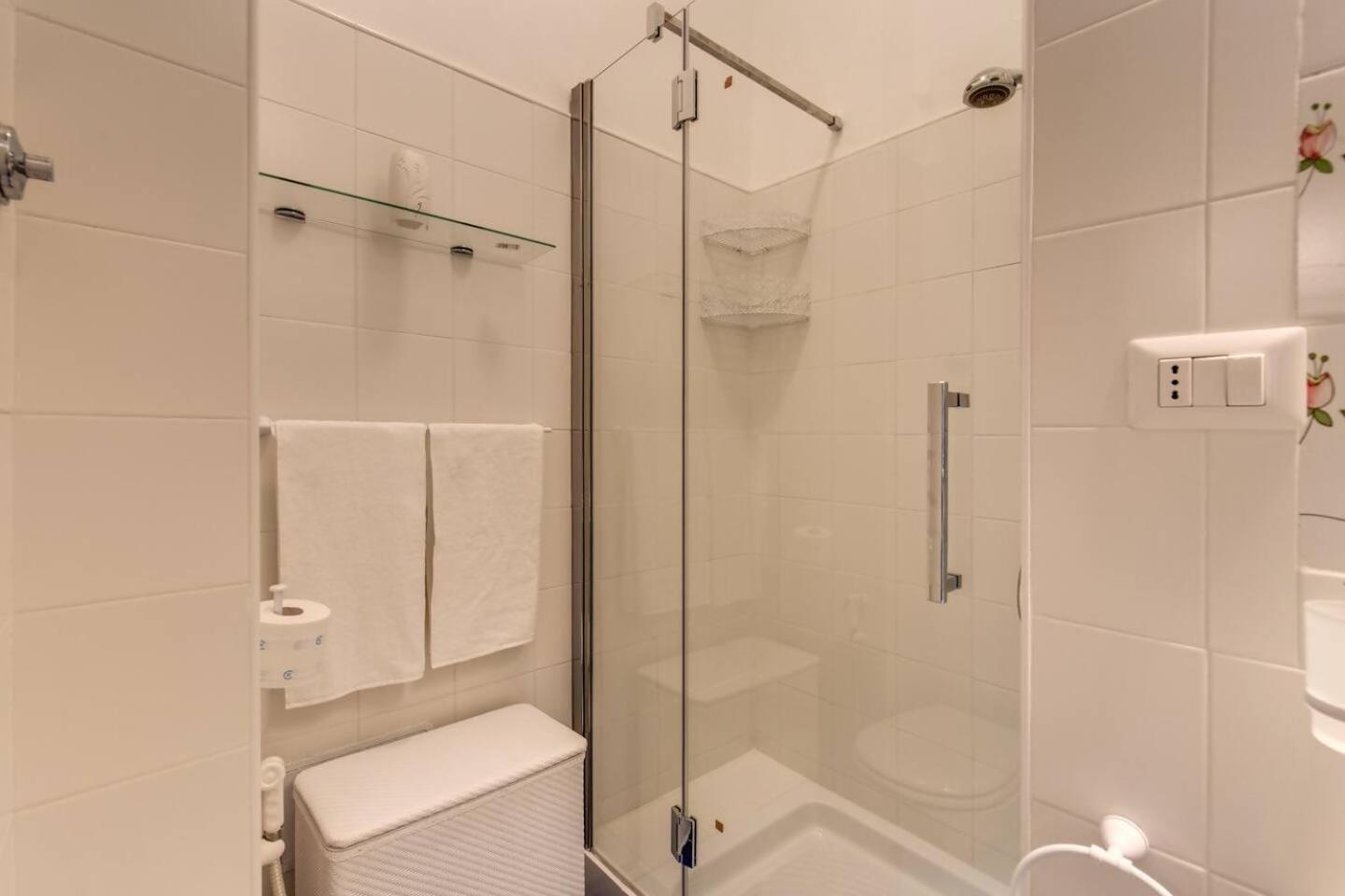 Lovely Flat By The Vatican Apartment