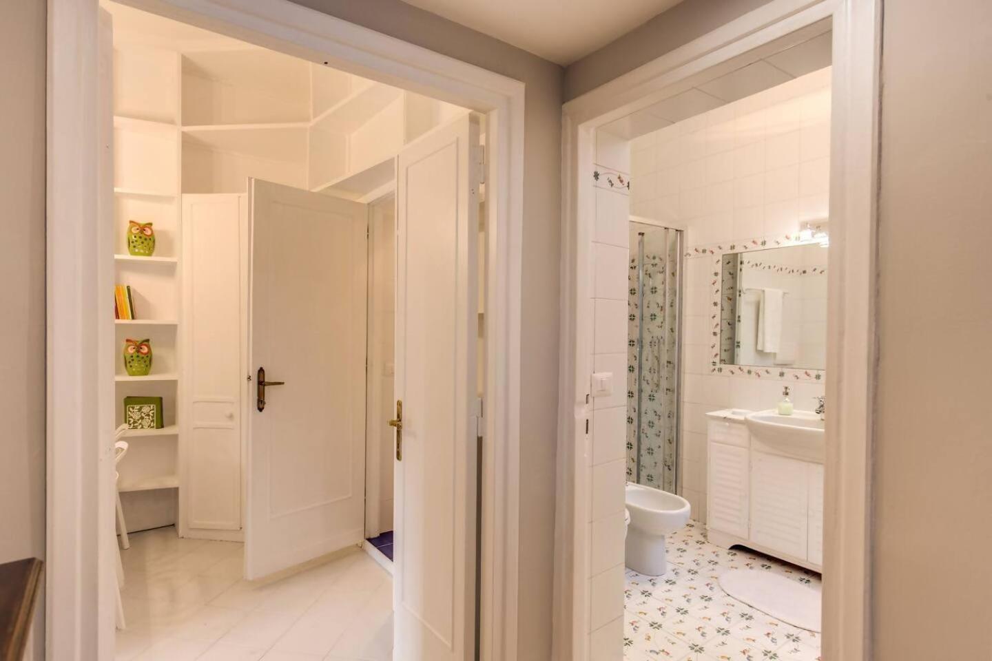Lovely Flat By The Vatican Apartment *