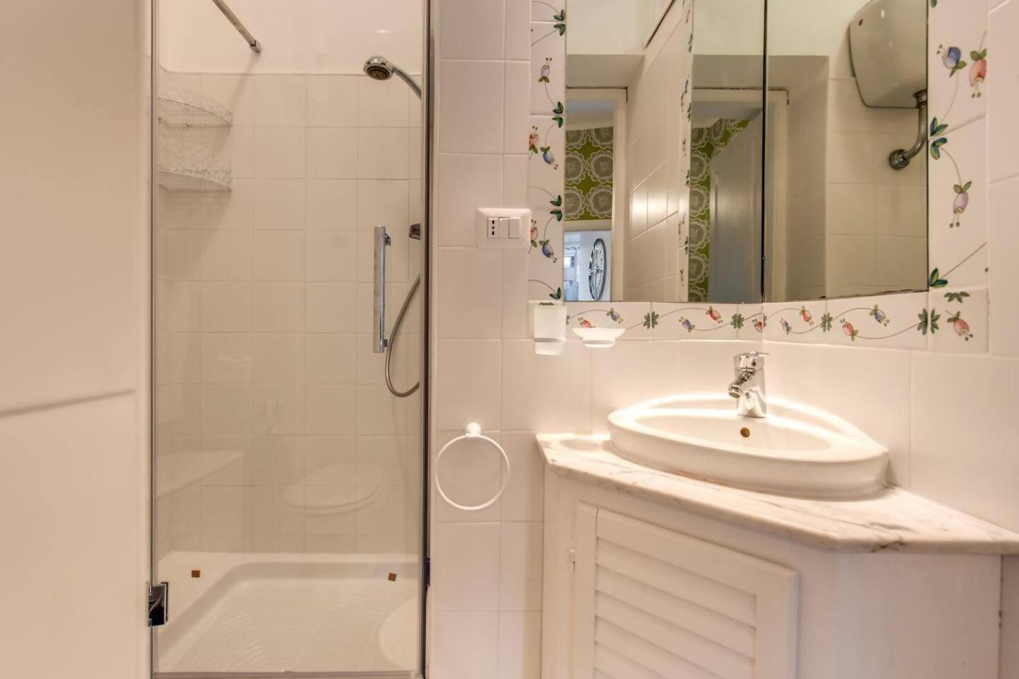 Lovely Flat By The Vatican Apartment *