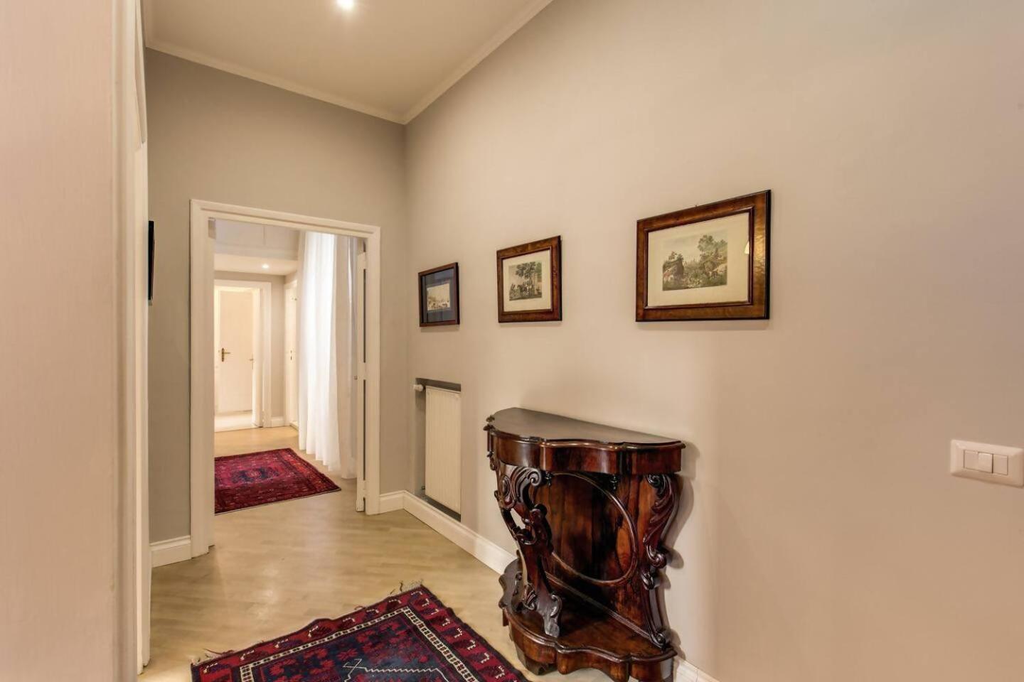 Lovely Flat By The Vatican Apartment