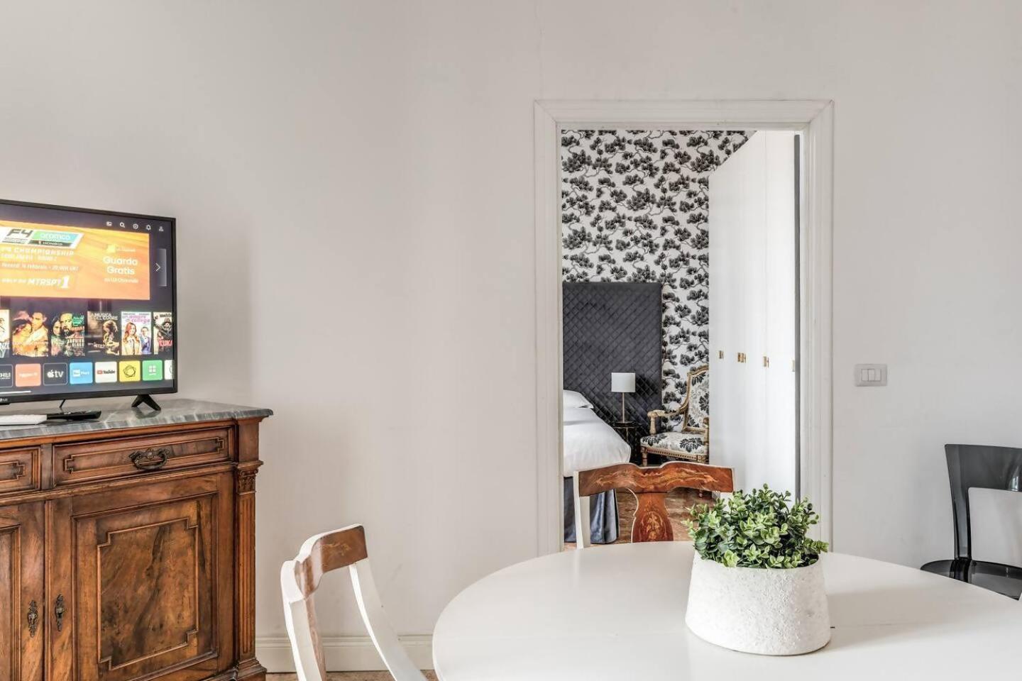Apartment Lovely Renovated Flat By Vatican