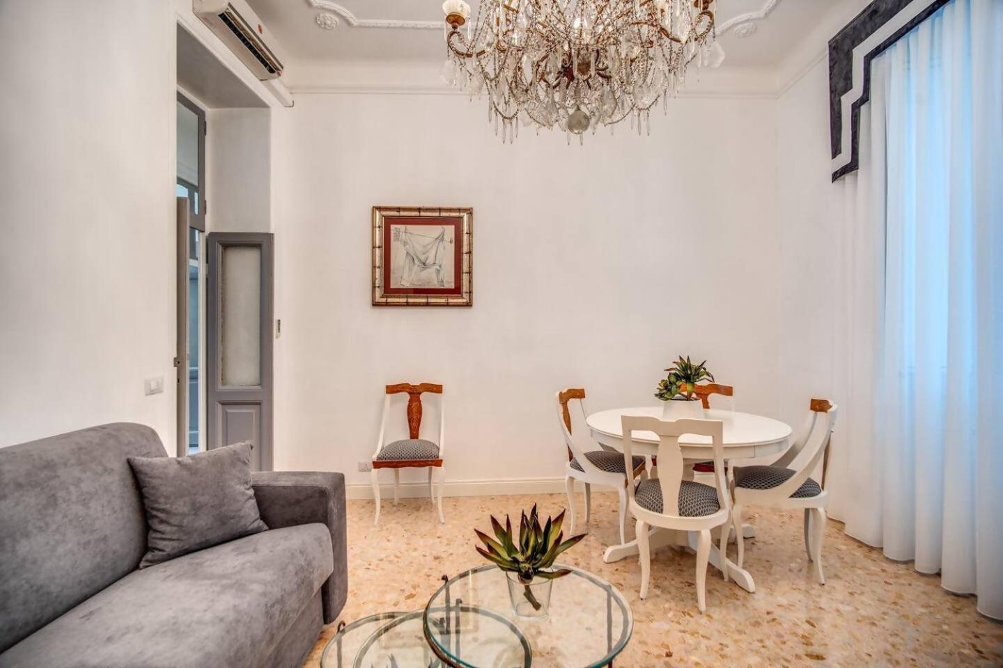 Lovely Renovated Flat By Vatican Apartment *