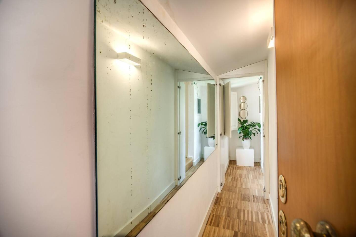 Luxury By Spanish Square Apartment *