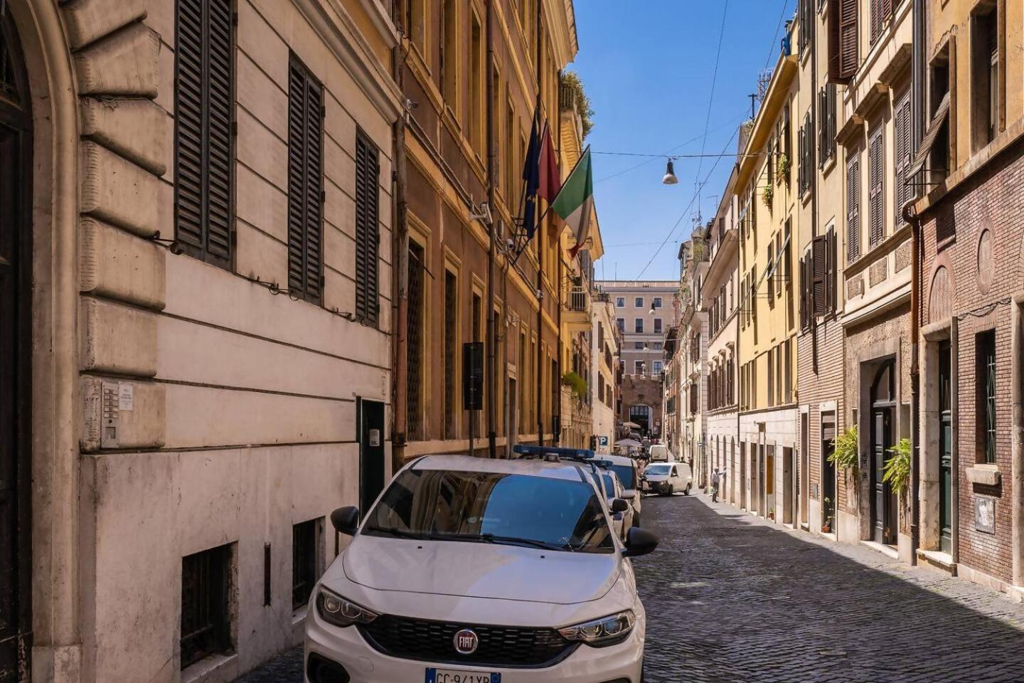 Flat In The Heart Of Vaticancity *