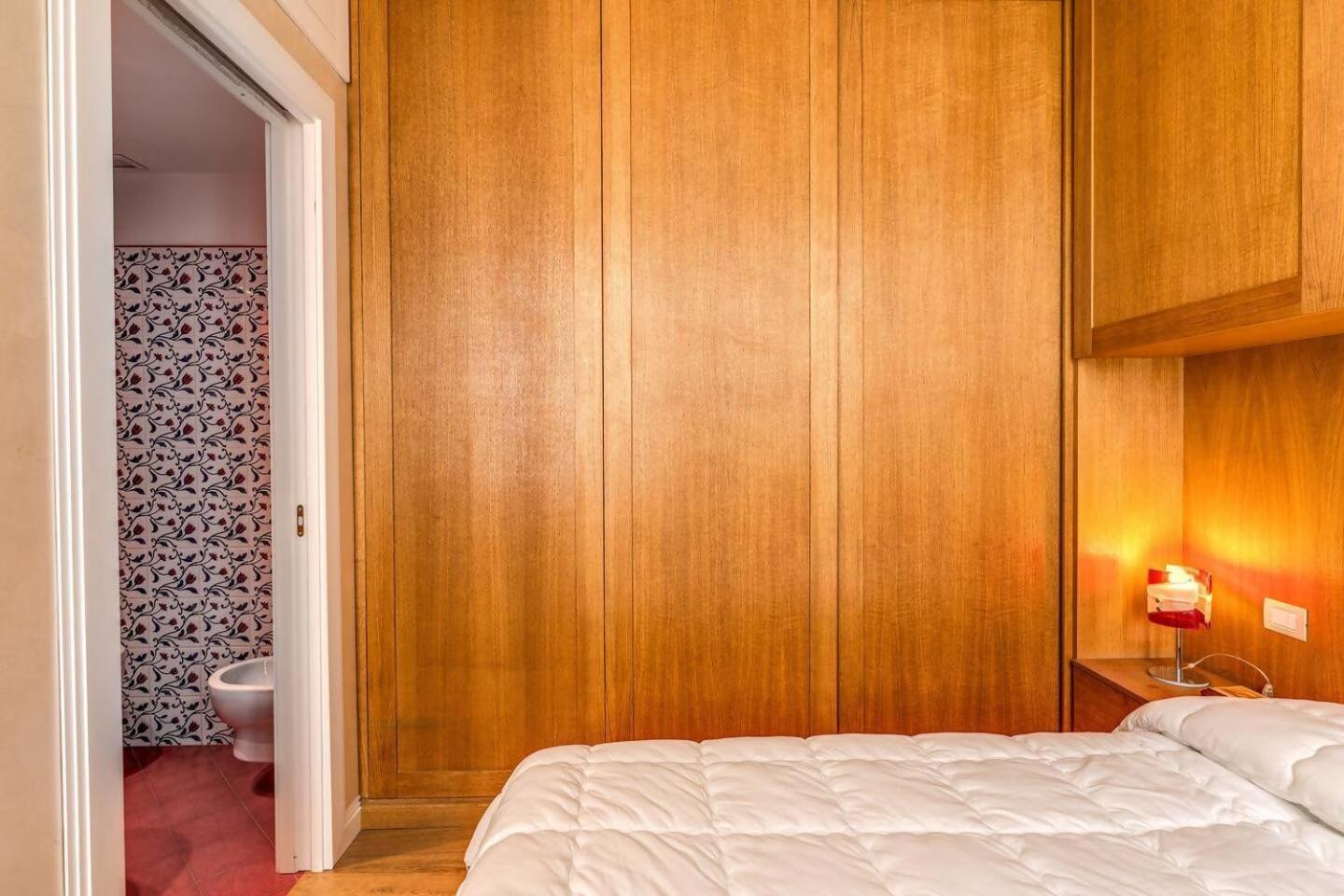 Flat In The Heart Of Vaticancity