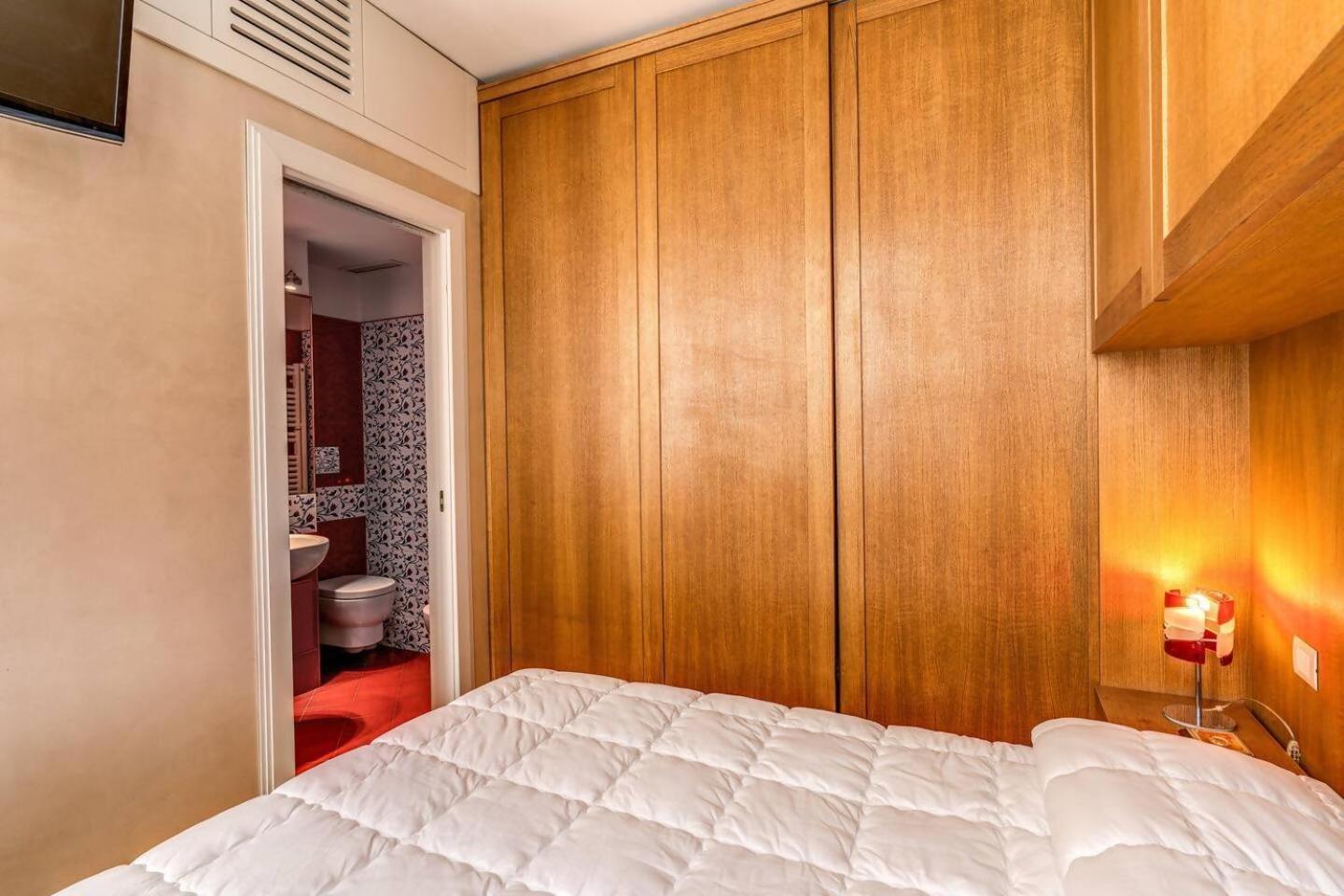 Flat In The Heart Of Vaticancity Appartement *