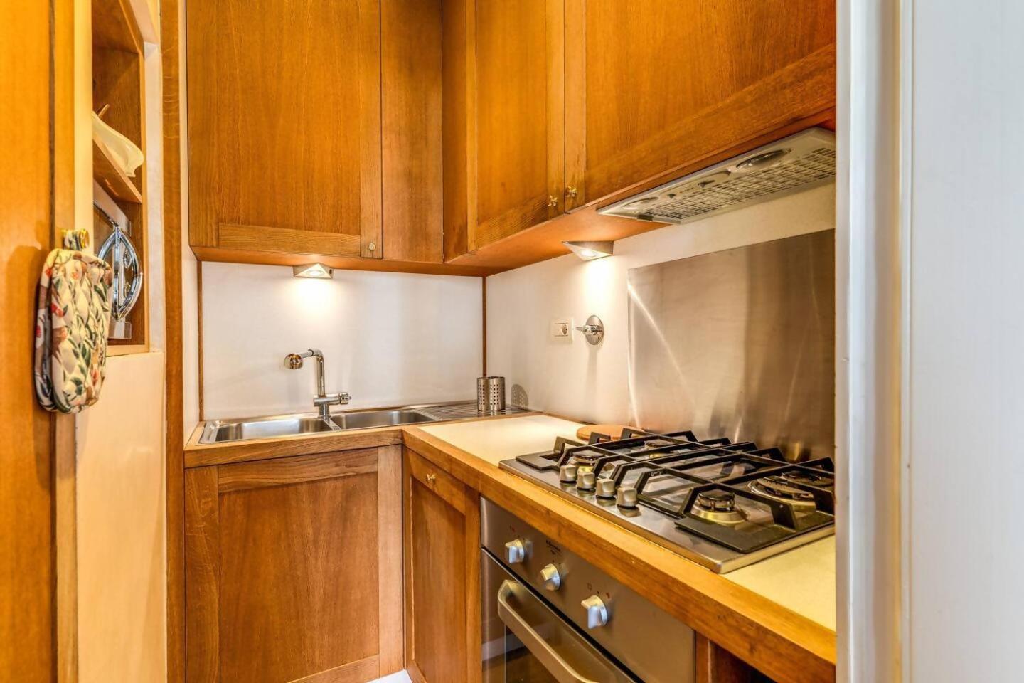 Flat In The Heart Of Vaticancity Appartement *