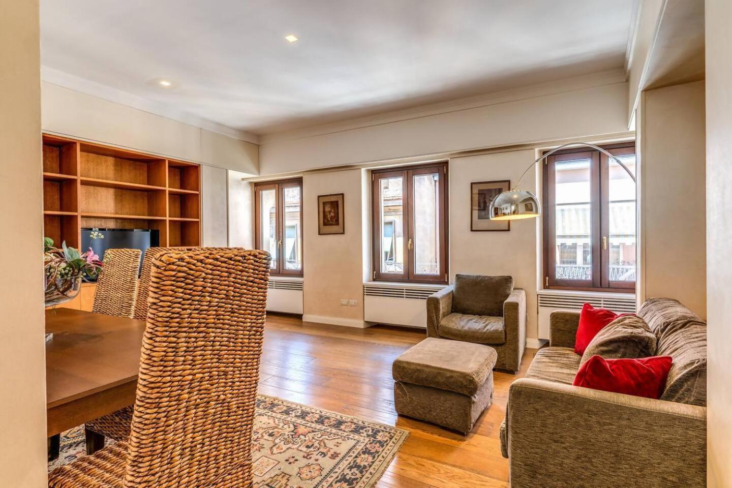 Flat In The Heart Of Vaticancity Rome