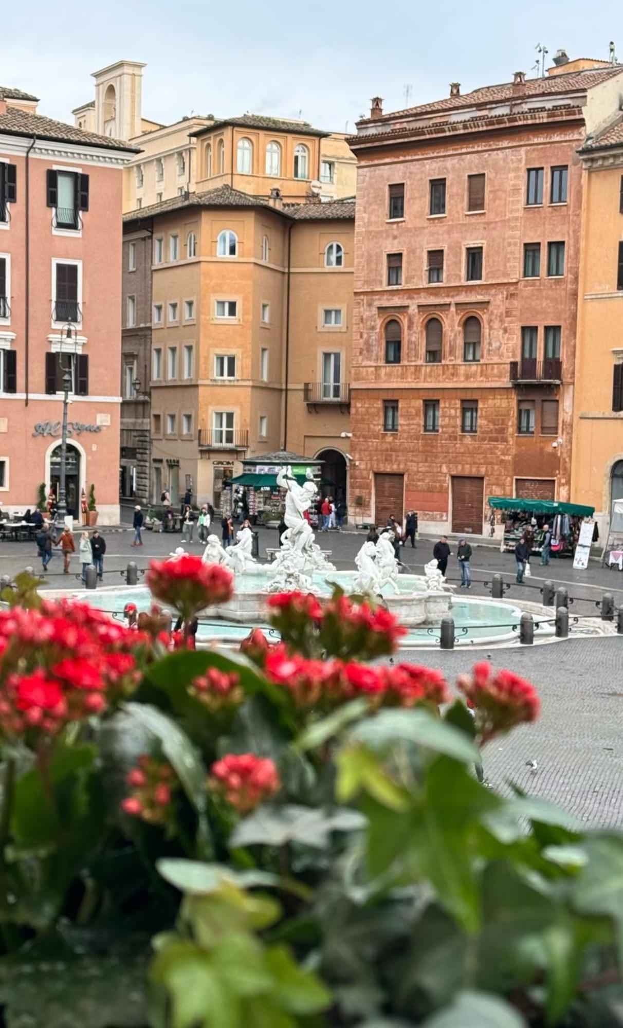 Appartement Piazza Navona Balcony Caden Rome
