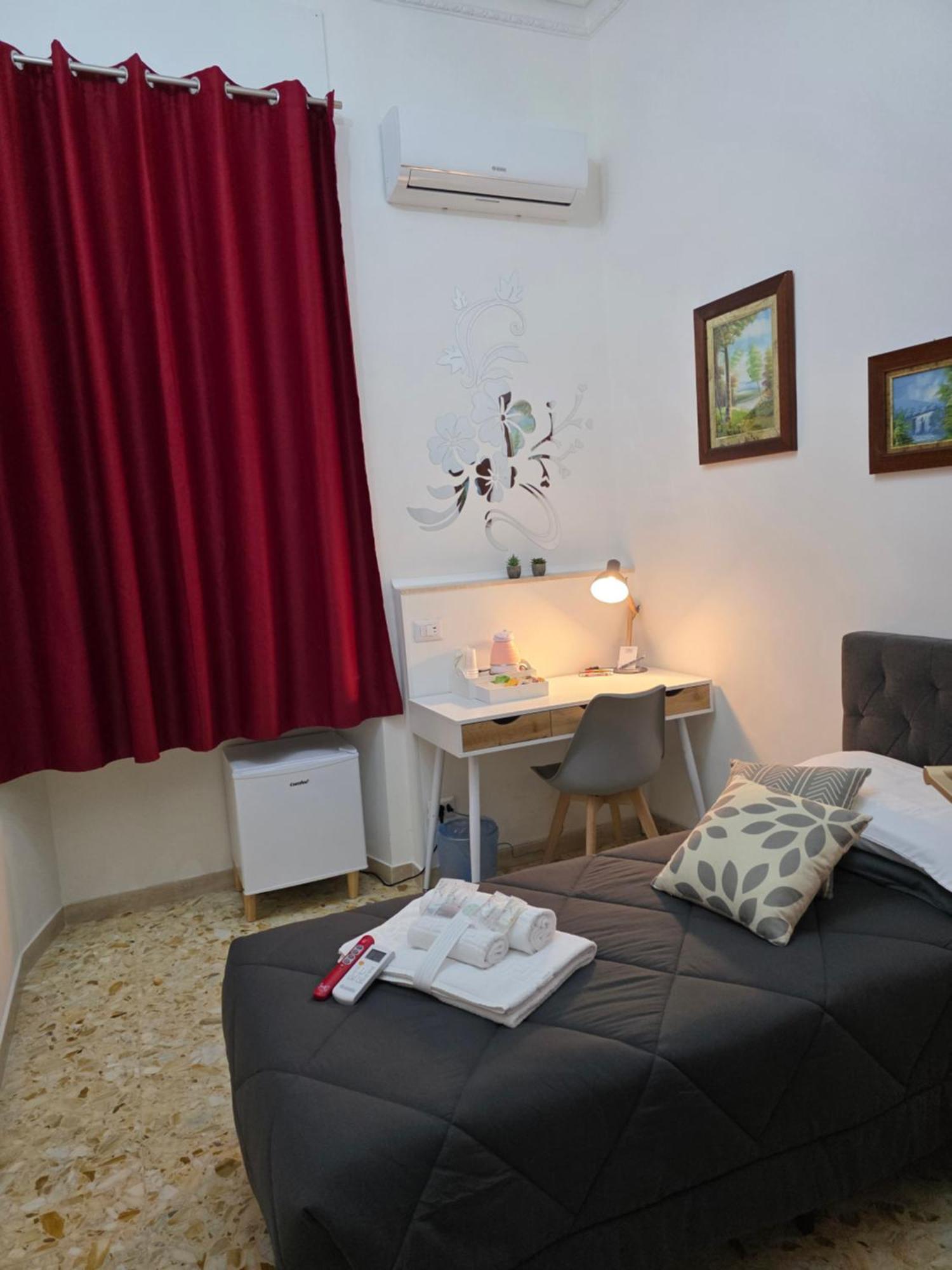 Aurora A.e. Guest house Rome