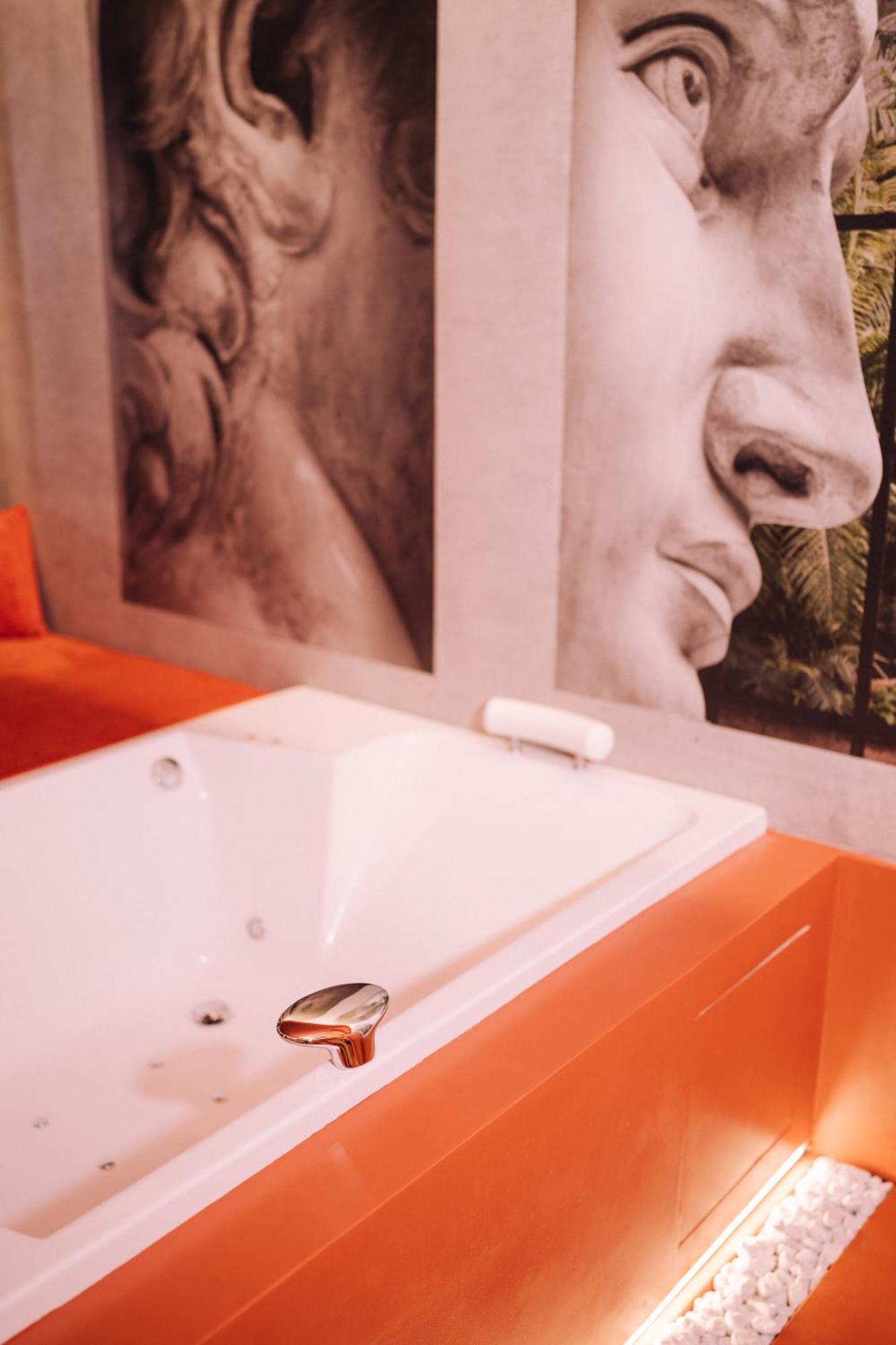 Residenza Leutari * Rome