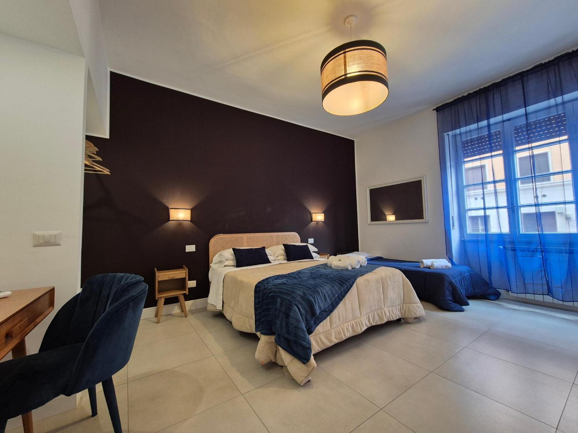 Iaio Luxury * Rome