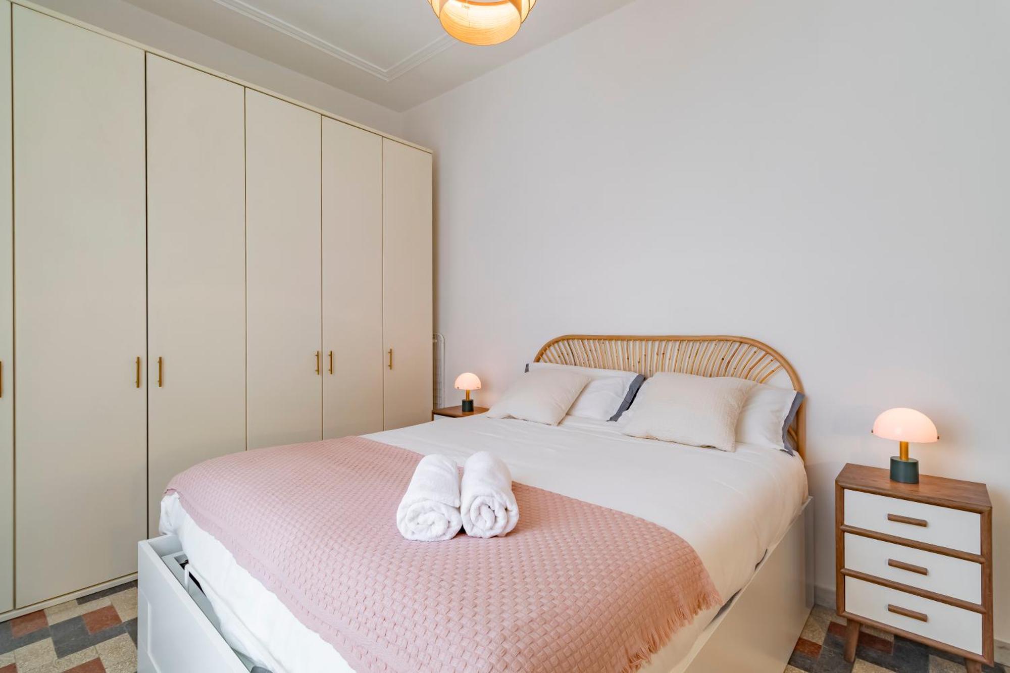 Domus Ana- Modern Elegance, Steps Away From The Colosseum And The Historic Center Appartement *