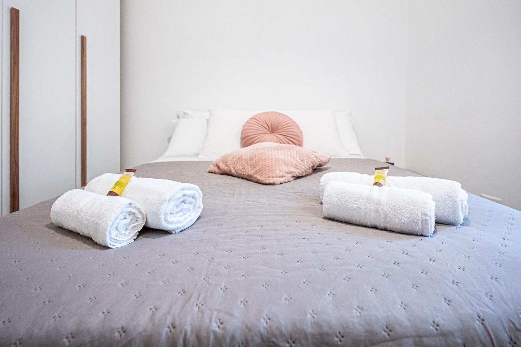 Marconi Charme & - 2 Min Metro Marconi - 15 Min Colosseo - A-c & Wifi Guest house Rome