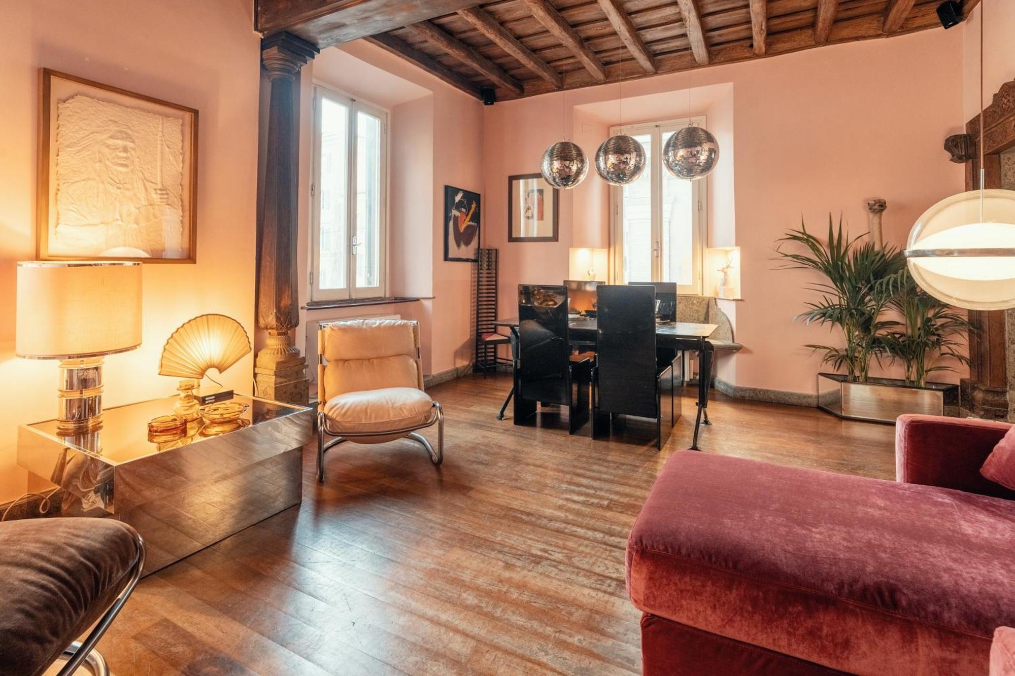 Apartment Charme In Piazza Monti Rome