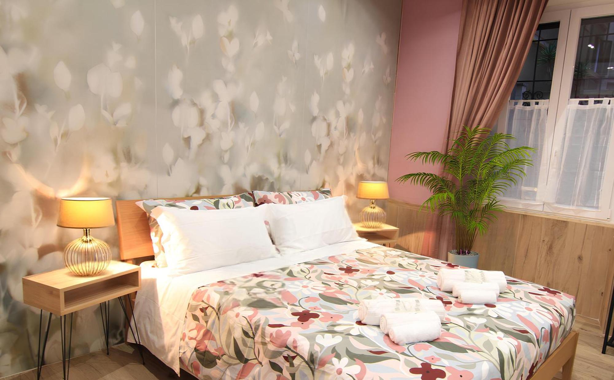 Helle Hus - 200m From Piazza Bologna Metro And 10 Minutes From The Colosseum * Rome