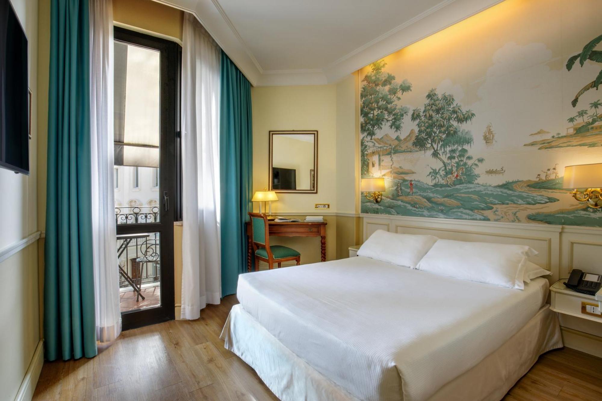 Hotel Donna Laura Palace 4*