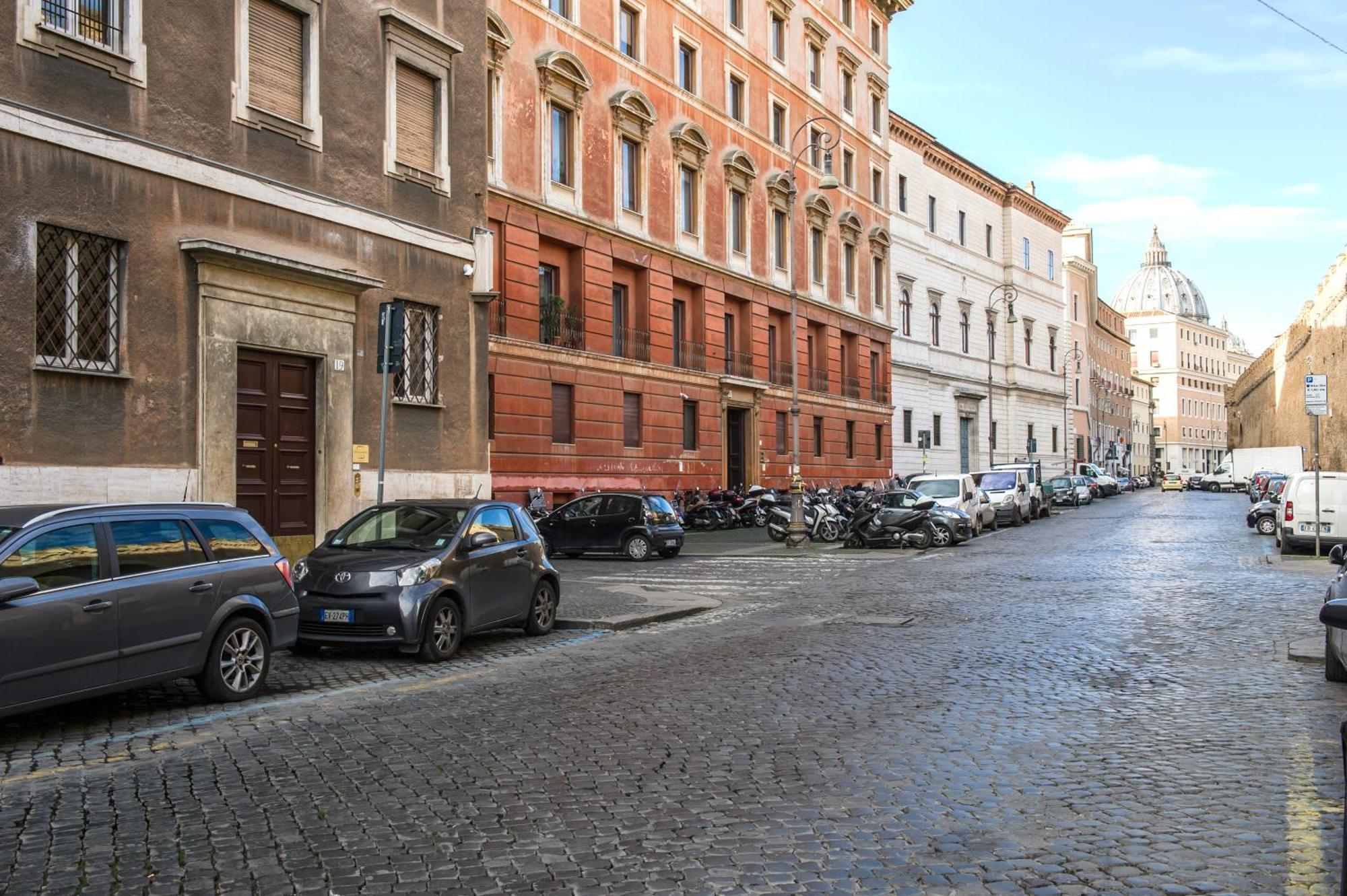 Brunelleschi Holidays Rome