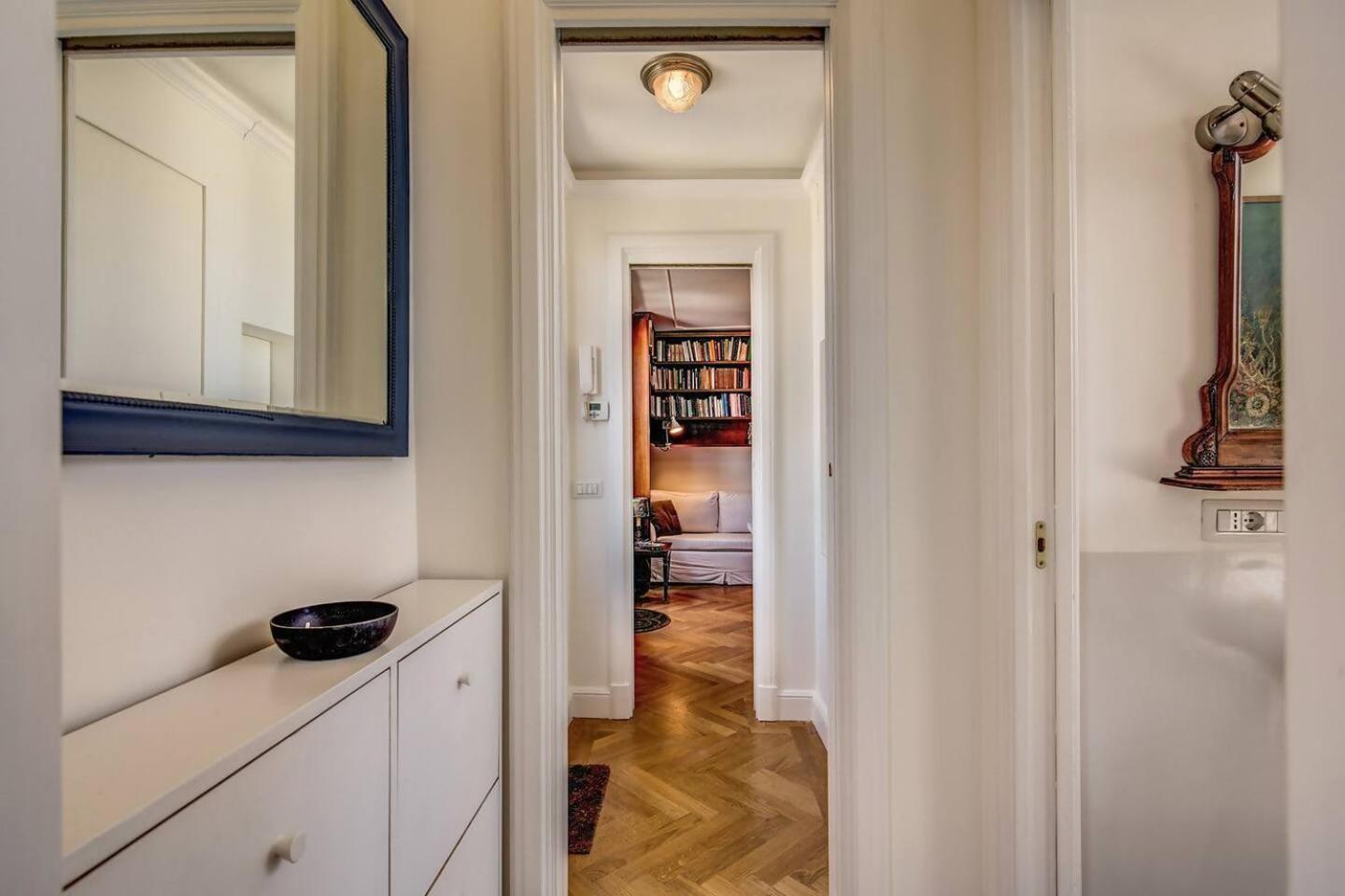 Apartamento Attic With Terrace Overlooking St Peters Basilica *
